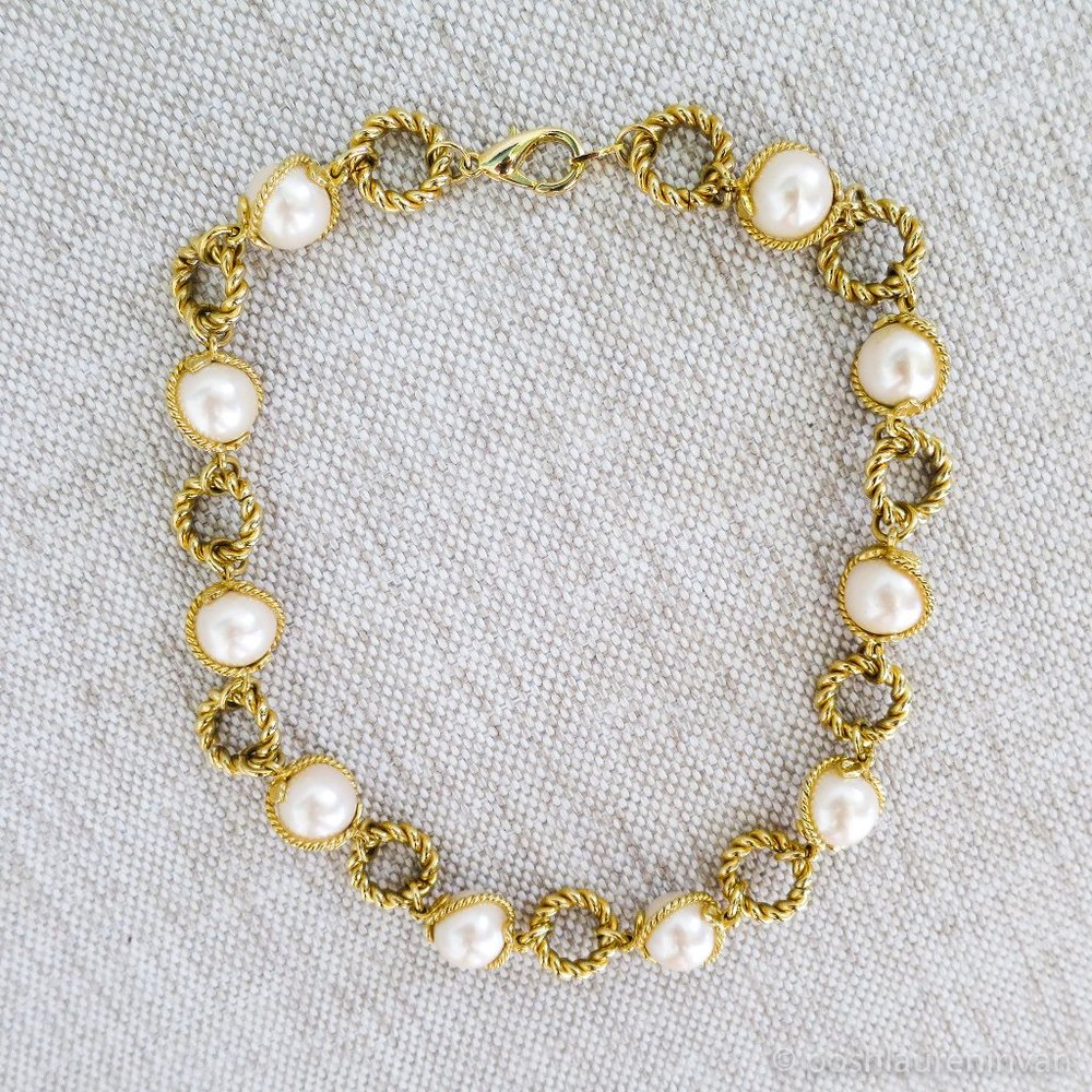 Vintage 90s Chunky Gold Faux Pearl Necklace OS Women Statement Jewelry Archive